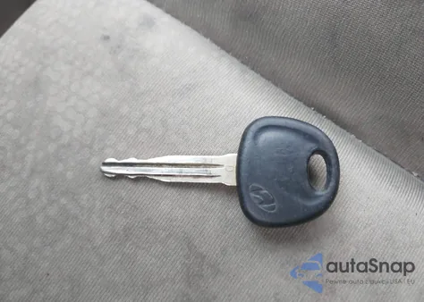 2010 Hyundai Elantra Gls z USA, uszkodzony, nr VIN KMHDU4AD5AU831207